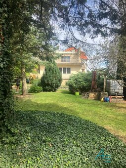 Vila, 6 i, aj pre dve rodiny, na firmu , so záhradou  v cent - 3