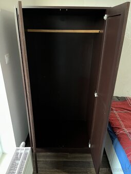 Darujem šatnikovu skriňu. - 3