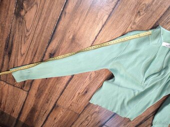 Crop top tričko - 3