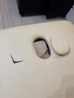 Predám plnohodnotné masážne lehátko. - 3