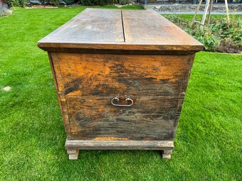 Stará drevená truhlica - 3