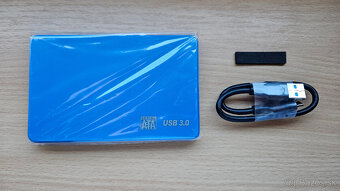 Externý BOX USB3.0 na 2.5'' SATA HDD/SSD - modrý - 3