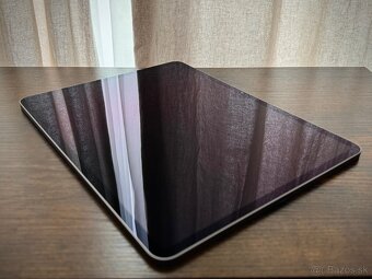 iPad Air 13”, M2 + Magic Keyboard - 3