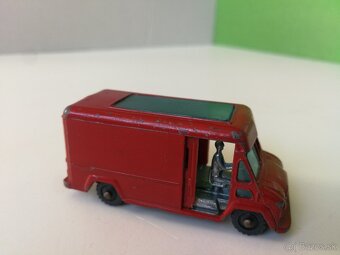 Husky / pod. Matchbox - 3