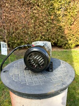 Predám Elektromotor 12V 300W - 3