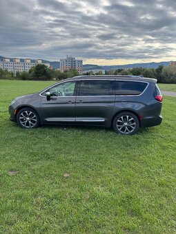 Chrysler Pacifica Limited Edition - 211 kw - 3
