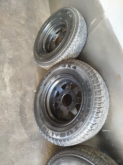 Predám otočné disky na Suzuki Samurai/Vitara 5x139.7 R15 - 3
