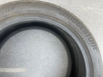 245/45 R18 Bridgestone rv2021 - 3