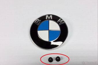 vložku znaku kapoty na BMW - 3