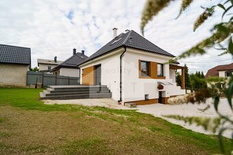 Predaj: Zrekonštruovaný Rodinný Dom 4+1 v Malebnej Obci Divi - 3
