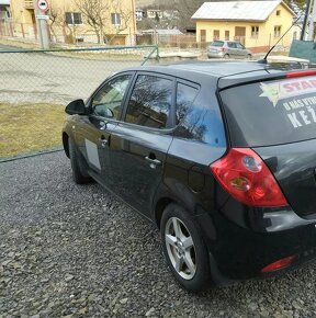 Kia Ceed 1,4 benzin na diely. - 3