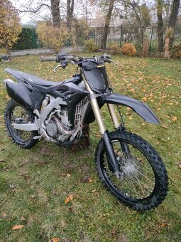 Yamaha yzf 250 - 3