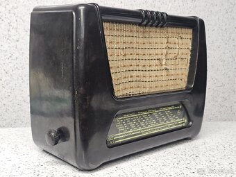 "Accord" 》Tesla 401U 》Starožitné elektronkové radio 》bakel - 3