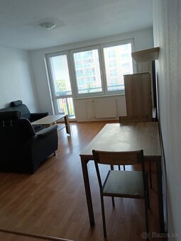 Na prenájom 2-izbový byt s balkónom – Bebravská ul., Vrakuňa - 3