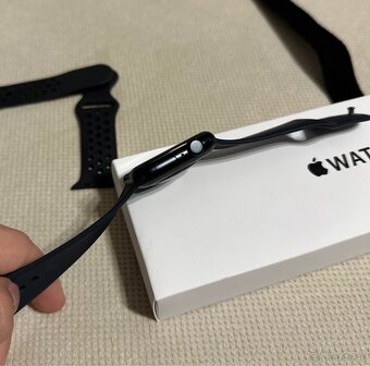 Apple Watch SE 2 44mm TOP STAV - 3