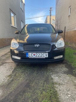 Hyundai Accent 1.5 CRDI - 3