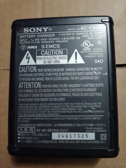 Nabíjačka pre AA & AAA batérie - 3