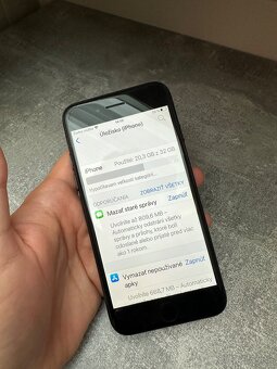 iPhone 7 32gb 82% batéria - 3