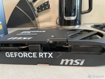 MSI NVIDIA GeForce RTX 5070 12G SHADOW - 3
