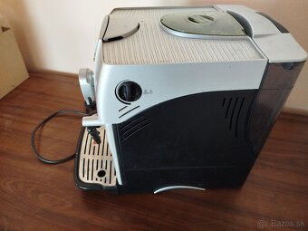 Kavovar SAECO - 3