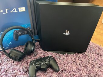 PS4 pro 1 TB + nový ovládač + headset gold + 6 hier - 3