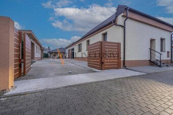 ALL INCLUSIVE l NA PREDAJ VÝNIMOČNÝ 4 IZBOVÝ RODINNÝ DOM, KO - 3