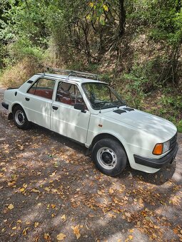 Škoda 105 - 3