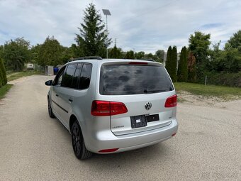 Volkswagen Touran 2011 - 3