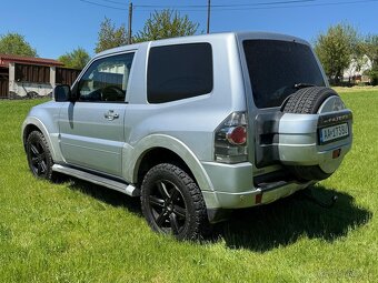 Mitsubishi Pajero IV 3.2 DiD 147kw 2 miestna verzia - 3