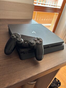 Ps4 slim 500GB - 3