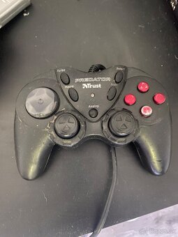 Playstation 2 slim - 3