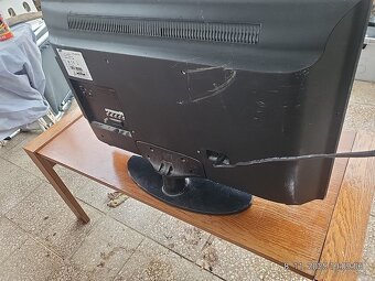 Samsung led televizor farebny - 3