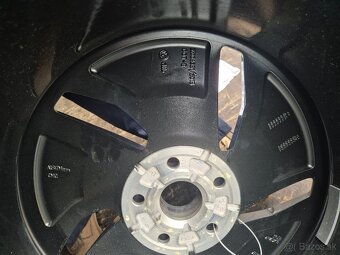 Nepoužitá zimní kola ID.4 Volkswagen hammar r19 - 3