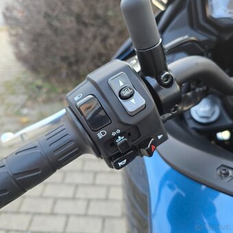 Kawasaki Versys 650 2026 modrý - 3