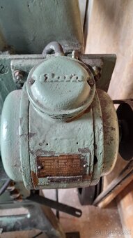 Vysekavaci lis na kozu. - 3