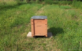 Včelie úle B10, E10 - 3