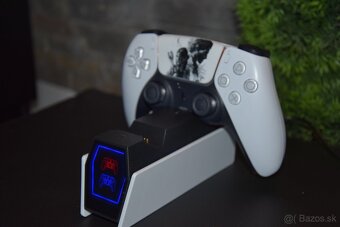 PlayStation 5 DualSense Charging Station - 3