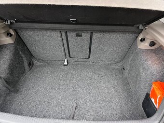 Volkswagen Golf VI - 3