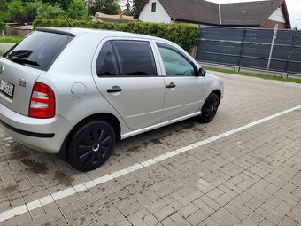 Predám škoda fabia 1.4 50kv Rv 2003 - 3