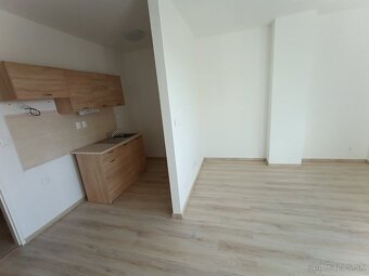 Na prenájom 1 izbový byt Slepčany - 3