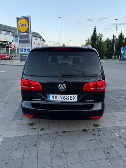 Touran 2.0 DSG - 3