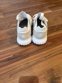 Adidas Tubular - 3