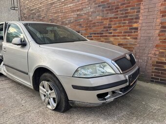 Škoda Octavia 1.6 75kw benzin - 3