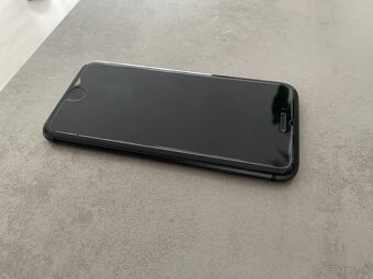 iPhone 8 64GB - 3