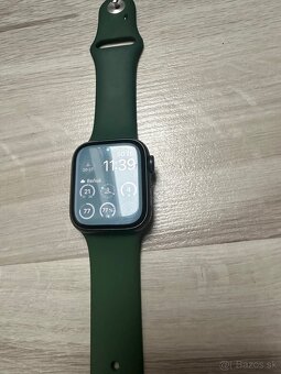 Apple Watch s príslušenstvom - 3