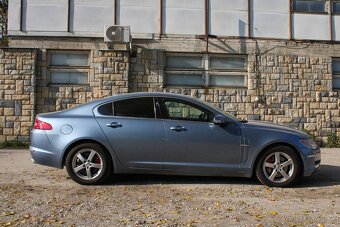 Jaguar XF 2.7D V6, 152kW, Premium Luxury - 3
