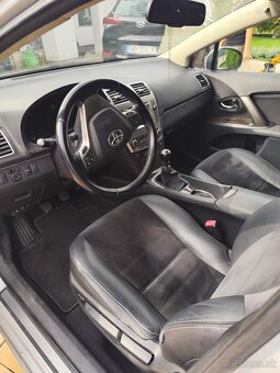 Toyota Avensis Combi Avensis kombi 2.0l D-4D Business+ 93kW/ - 3