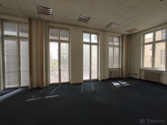 Kancelárske priestory v historickej budove centre Bratislavy - 3