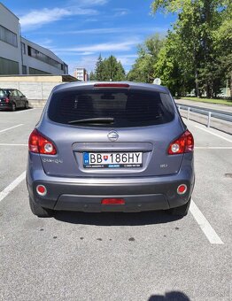 Nissan Qashqai 2.0dci 4x4 ,automat - 3