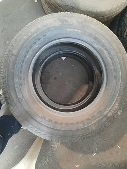 225/75 r16C letne continental - 3